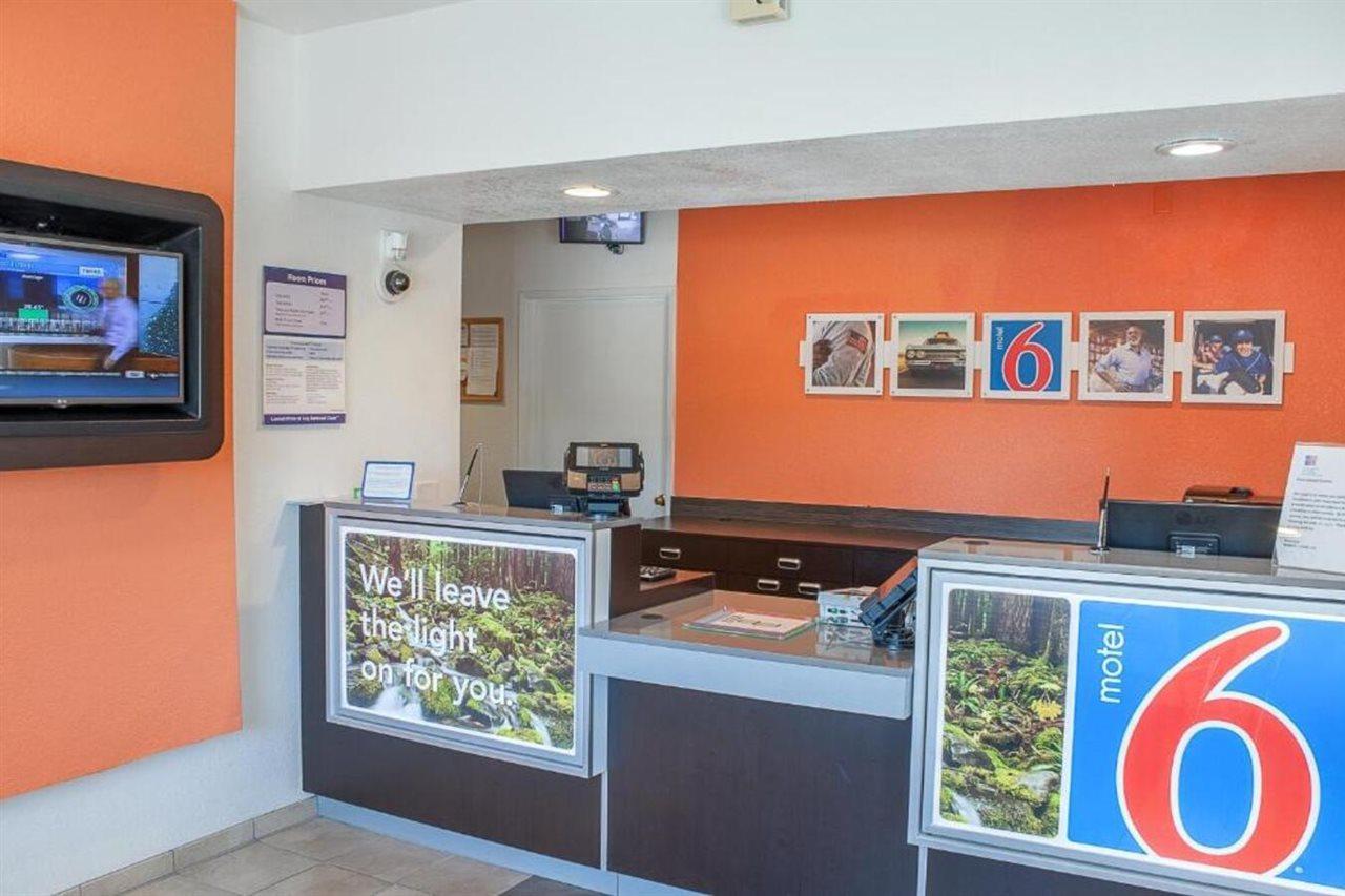 Motel 6-Ukiah, Ca Zewnętrze zdjęcie