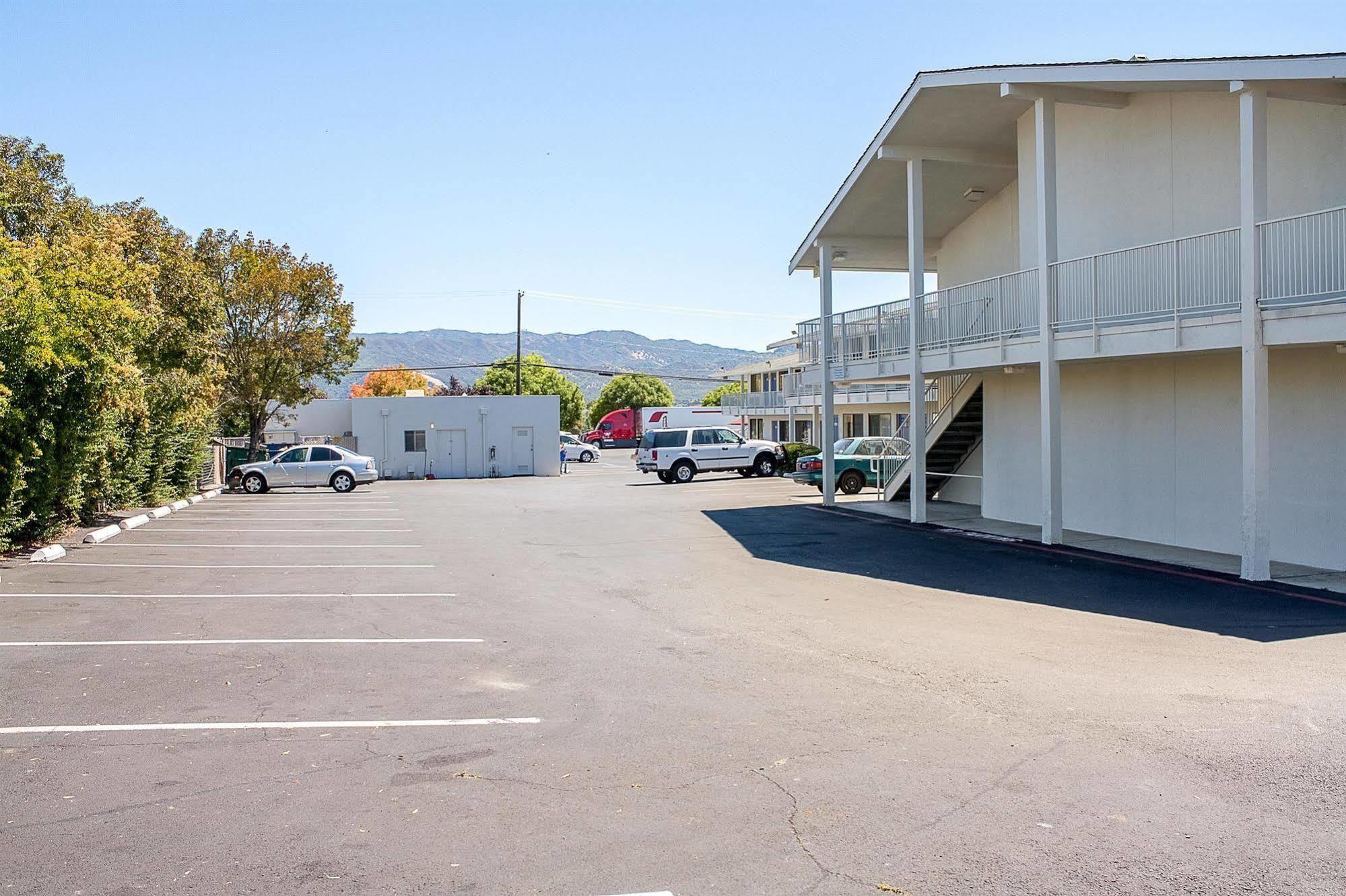 Motel 6-Ukiah, Ca Zewnętrze zdjęcie